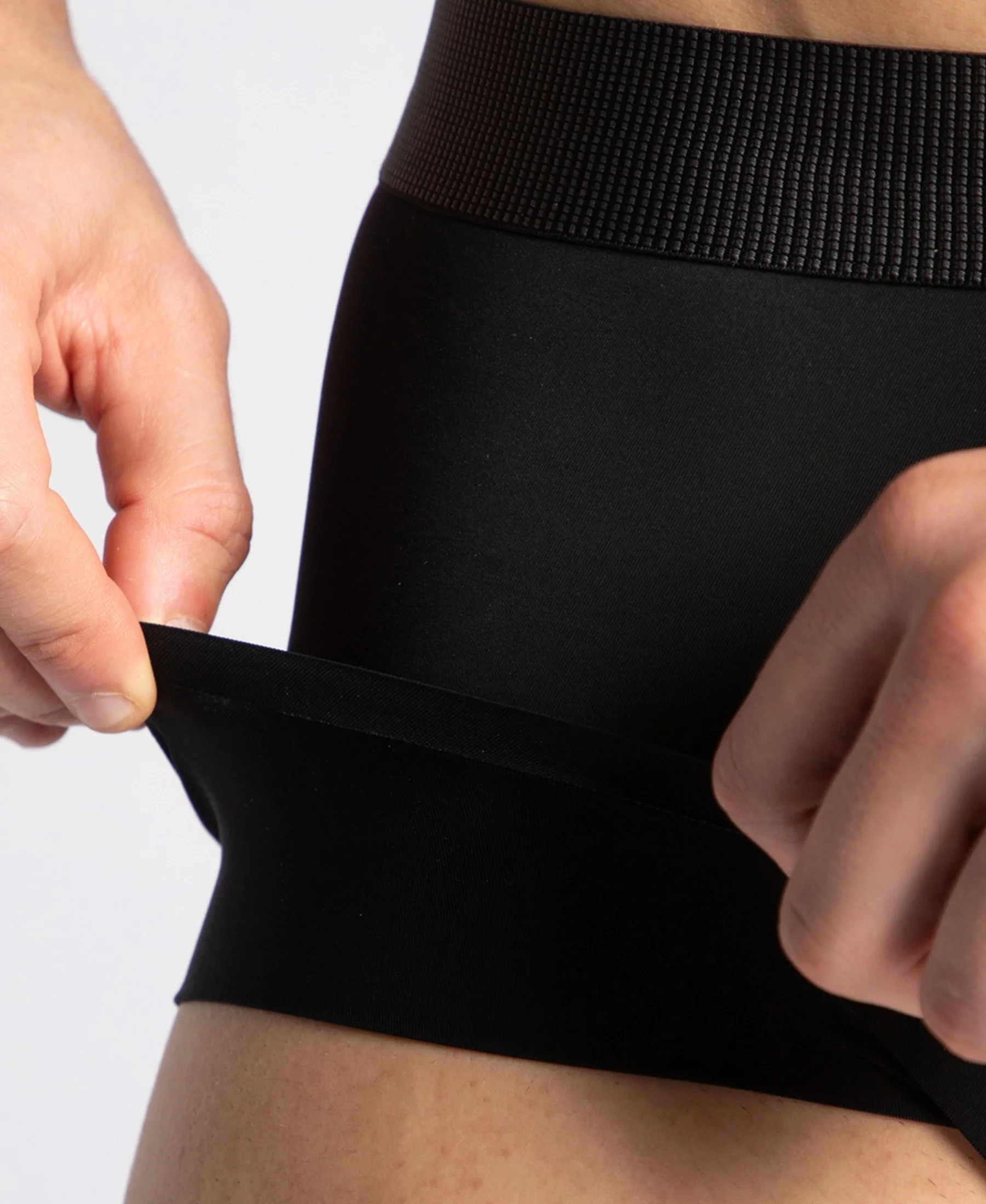 Tactouch Microfiber Elastane Stretch Seamfree Bonded Tech Solid Trunk with Internal Breathable Mesh - Black - Image 7