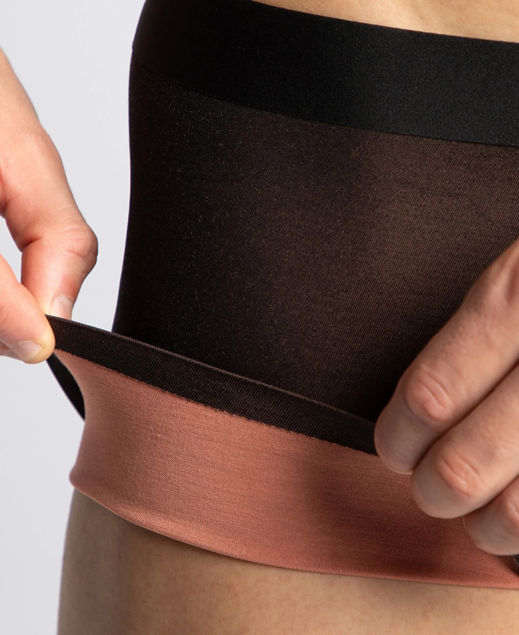 Texcelight Microfiber Elastane Stretch Seamfree Bonded Tech Solid Trunk with Internal Breathable Mesh - Black - Image 6