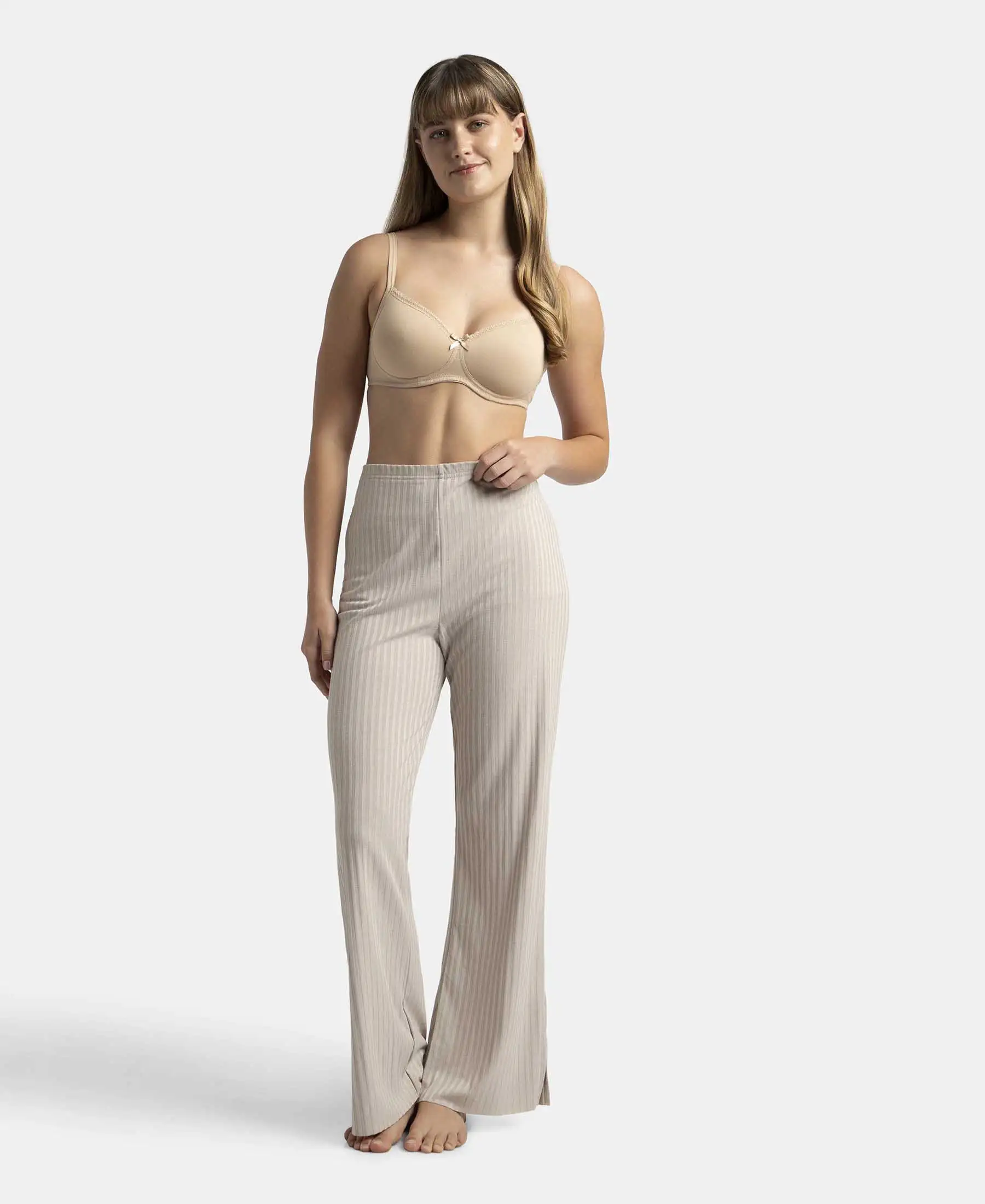 Wirefree Padded Super Combed Cotton Elastane Stretch Medium Coverage T-Shirt Bra with Lace Styling - Light Skin - Image 7